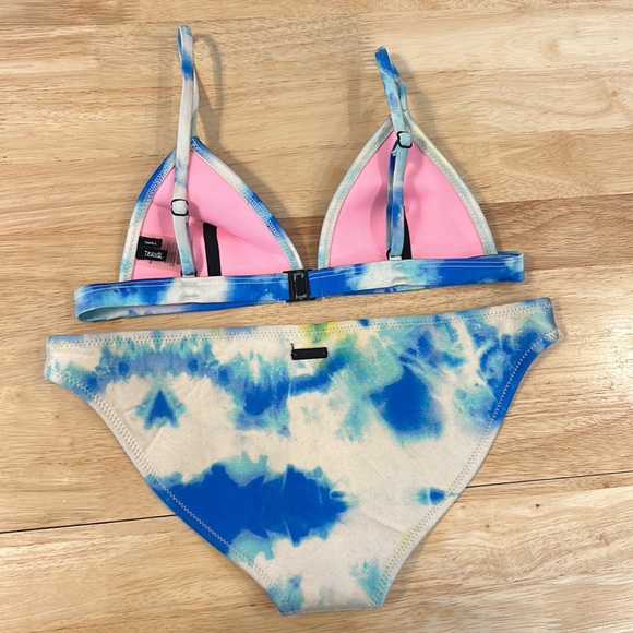 Triangl Bibi Luna Blue Tie Dye Bikini - Picture 4 of 11